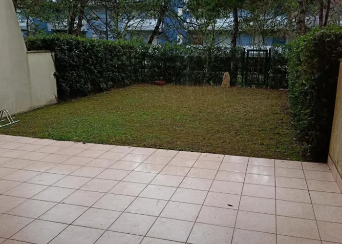 Comfy 80m From Apartment